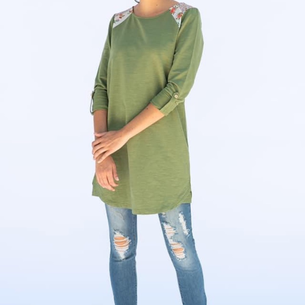 Evys Tree Kylie green Tunic Dress, Size L, Preowned, boho style, floral shoulder